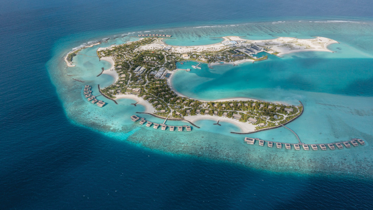 Patina Maldives Fari Island